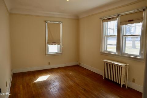 153 E Commerce St, Grant, MI 49327 photo 13