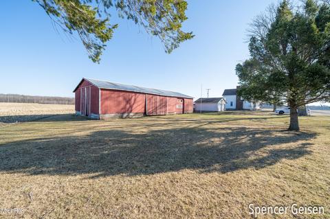 8074 Krupp Rd, Belding, MI 48809 photo 40