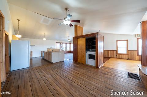 8074 Krupp Rd, Belding, MI 48809 photo 9
