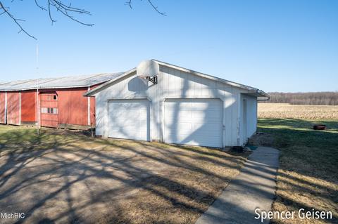 8074 Krupp Rd, Belding, MI 48809 photo 37