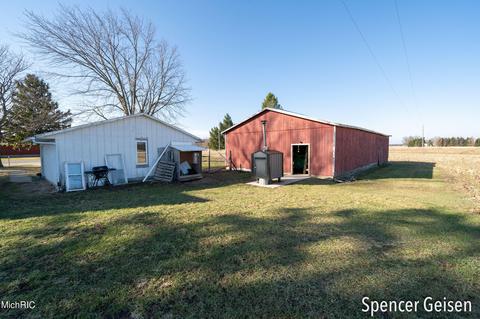 8074 Krupp Rd, Belding, MI 48809 photo 42