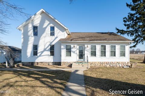 8074 Krupp Rd, Belding, MI 48809 photo 3