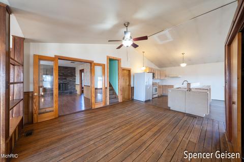 8074 Krupp Rd, Belding, MI 48809 photo 8