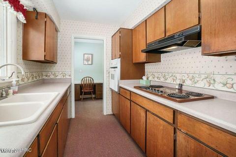 7841 5th St, Mattawan, MI 49071 photo 8