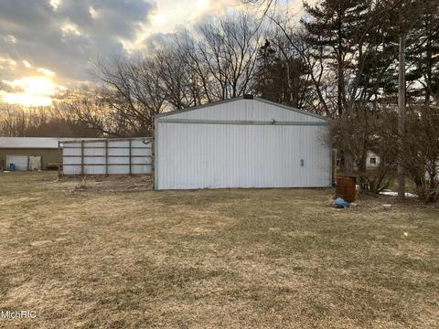 4010 Chamberlain Rd, Buchanan, MI 49107 photo 24