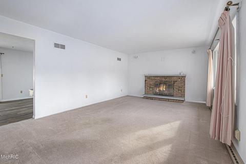 620 Ruby St, Otsego, MI 49078 photo 4