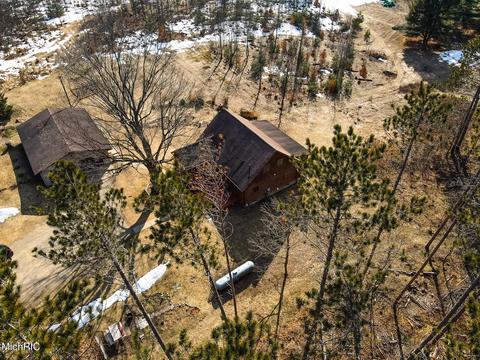 2198 E 24 Rd, Cadillac, MI 49601 photo 30