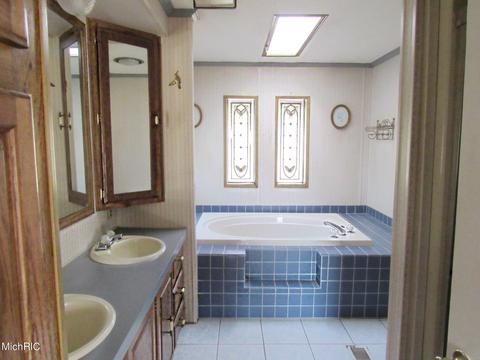 13632 Mccrumb Rd, Eagle, MI 48822 photo 23