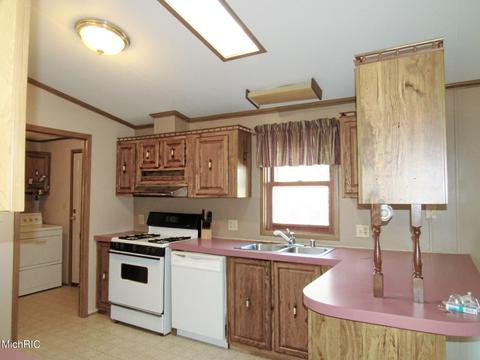 13632 Mccrumb Rd, Eagle, MI 48822 photo 11