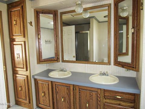 13632 Mccrumb Rd, Eagle, MI 48822 photo 25