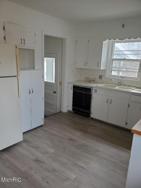 821 Park St, Belding, MI 48809 photo 18