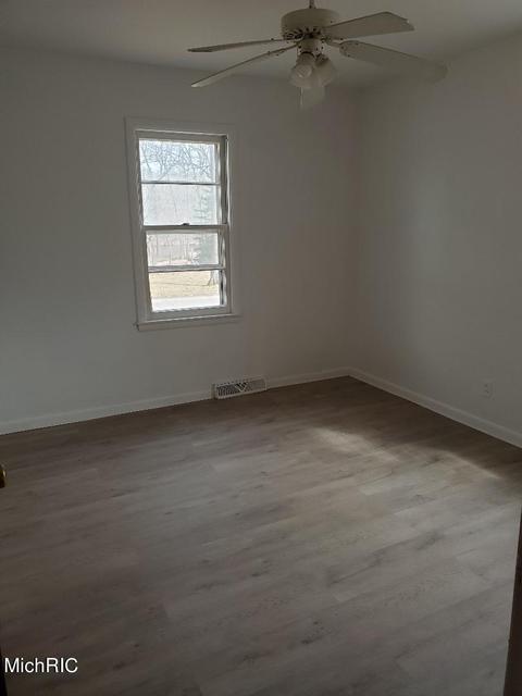 821 Park St, Belding, MI 48809 photo 6