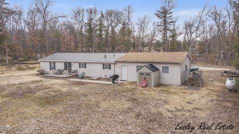 2192 E 40th St, White Cloud, MI 49349 photo 26