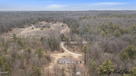 2192 E 40th St, White Cloud, MI 49349 photo 28