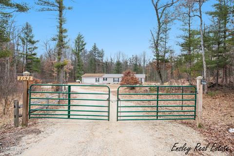 2192 E 40th St, White Cloud, MI 49349 photo 21