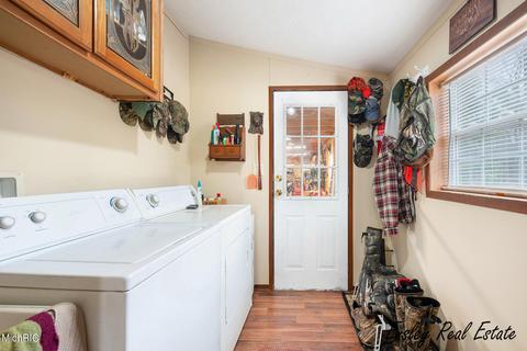 2192 E 40th St, White Cloud, MI 49349 photo 20