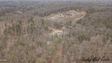 2192 E 40th St, White Cloud, MI 49349 photo 29