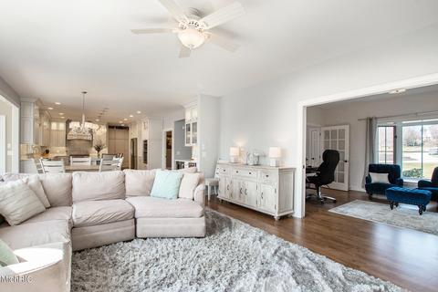 2178 Winding Oak Trl NE, Ada, MI 49301 photo 10