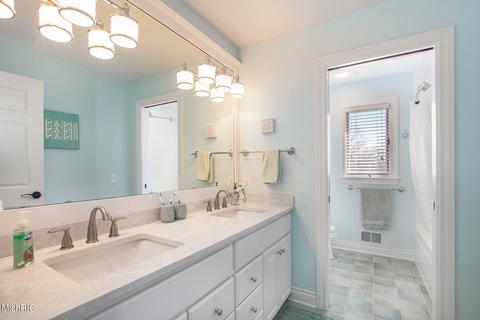 2178 Winding Oak Trl NE, Ada, MI 49301 photo 29