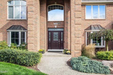 2178 Winding Oak Trl NE, Ada, MI 49301 photo 3