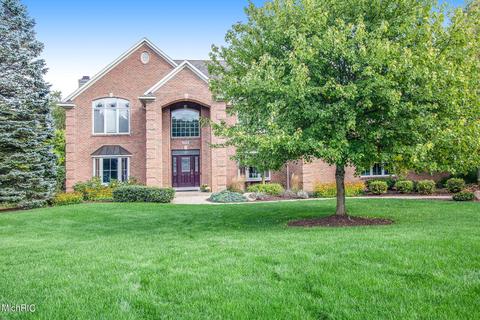 2178 Winding Oak Trl NE, Ada, MI 49301 photo 2