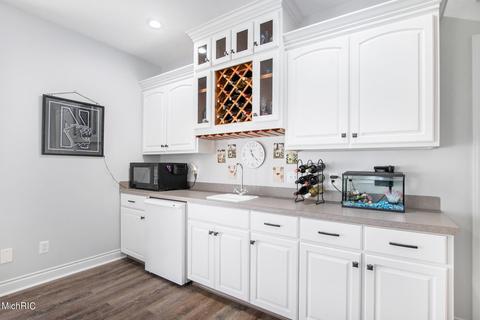 2178 Winding Oak Trl NE, Ada, MI 49301 photo 38