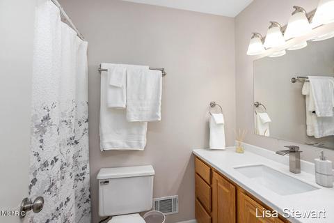730 Ada Dr SE, Ada, MI 49301 photo 20