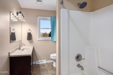 4237 26th St, Dorr, MI 49323 photo 15