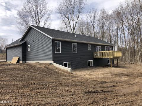 3871 18th St, Dorr, MI 49323 photo 1