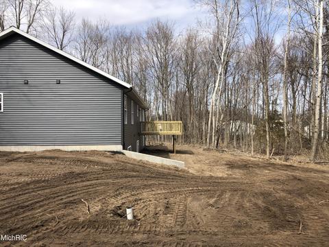 3871 18th St, Dorr, MI 49323 photo 3