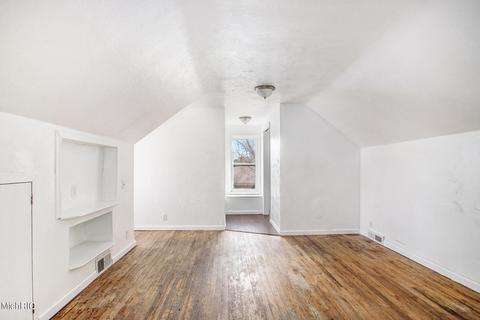 1528 E G Ave, Parchment, MI 49004 photo 11