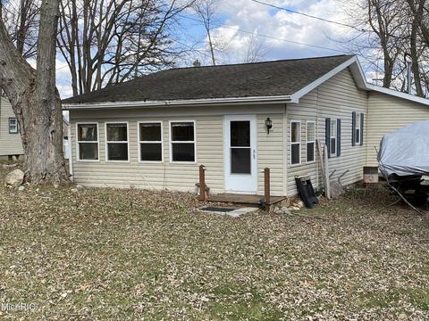 7531 Hakes Rd, Reading, MI 49274 photo 8