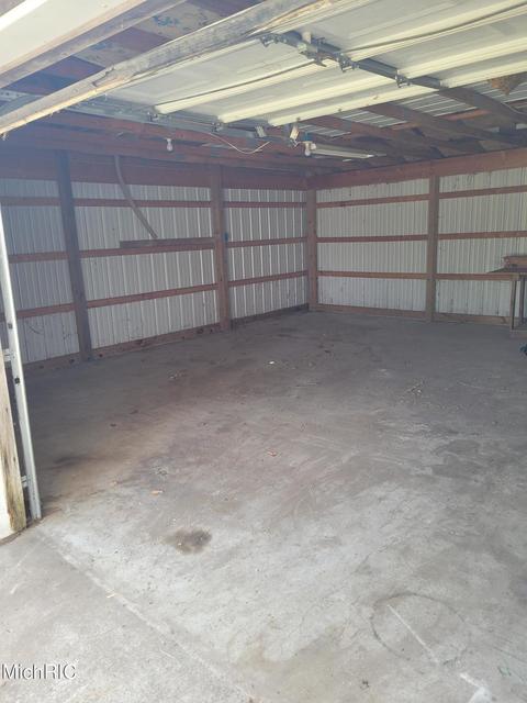427 E Catherine St, Bellevue, MI 49021 photo 5