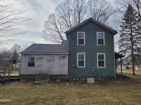 427 E Catherine St, Bellevue, MI 49021 photo 3