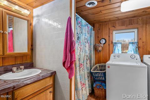 877 E Sidney Rd, Stanton, MI 48888 photo 10