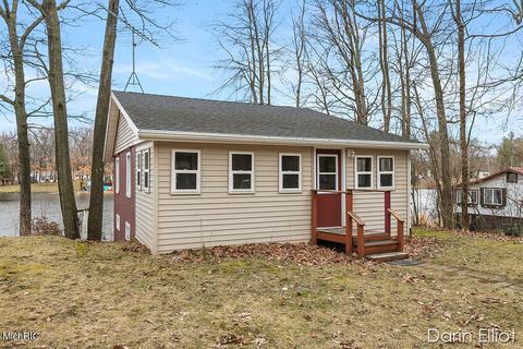 877 E Sidney Rd, Stanton, MI 48888 photo 6