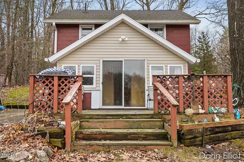 877 E Sidney Rd, Stanton, MI 48888 photo 2