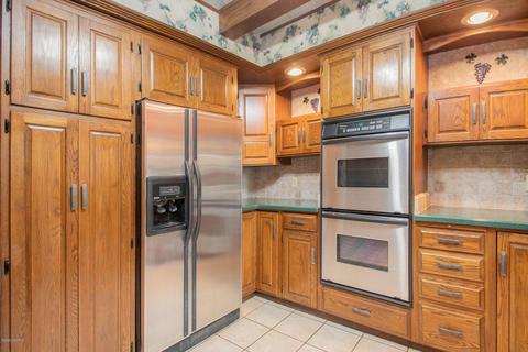 715 Pine St, Three Rivers, MI 49093 photo 7