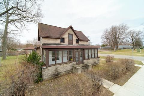 503 E Colby St, Whitehall, MI 49461 photo 1