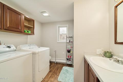 503 E Colby St, Whitehall, MI 49461 photo 37