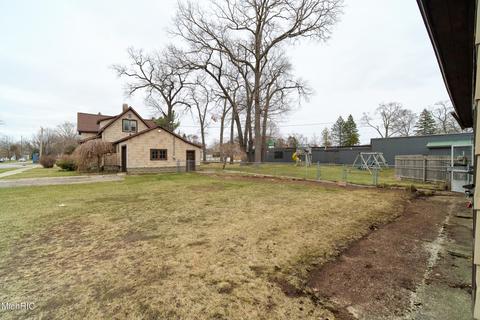 503 E Colby St, Whitehall, MI 49461 photo 11