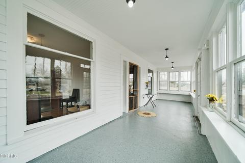 503 E Colby St, Whitehall, MI 49461 photo 17