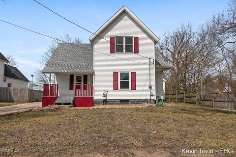 520 Merrick St, Belding, MI 48809 photo 1