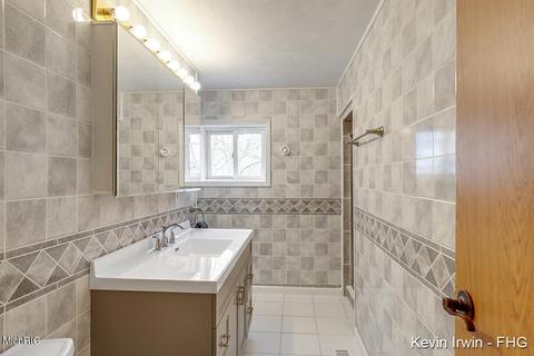 520 Merrick St, Belding, MI 48809 photo 19