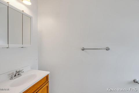 520 Merrick St, Belding, MI 48809 photo 27