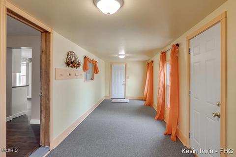 520 Merrick St, Belding, MI 48809 photo 16