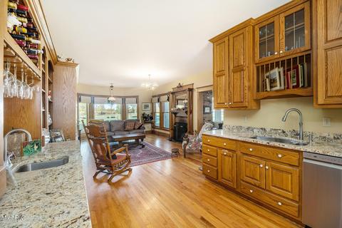 15083 E C Ave, Augusta, MI 49012 photo 7