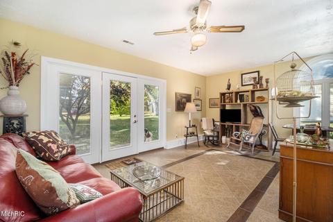 15083 E C Ave, Augusta, MI 49012 photo 32