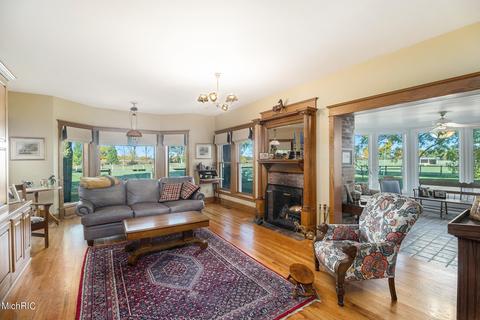 15083 E C Ave, Augusta, MI 49012 photo 9