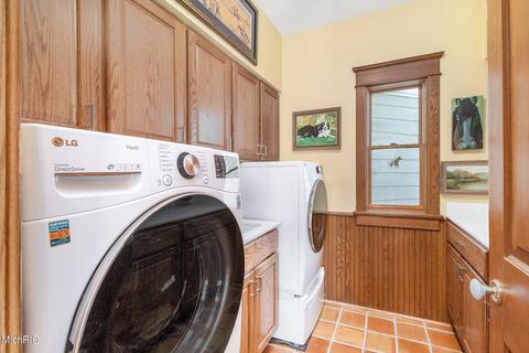 15083 E C Ave, Augusta, MI 49012 photo 18